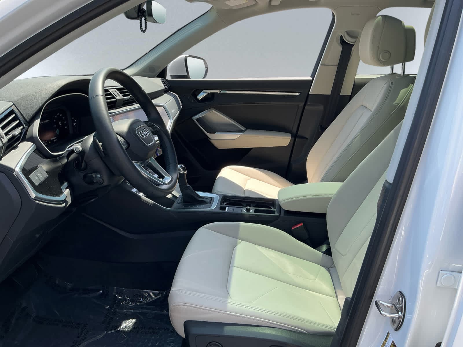 used 2022 Audi Q3 car, priced at $32,998