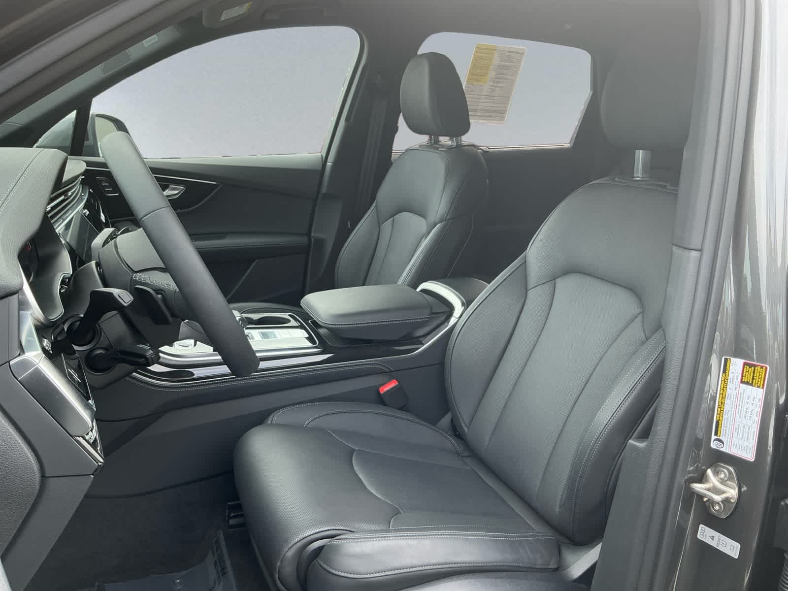 used 2025 Audi Q7 car, priced at $69,888