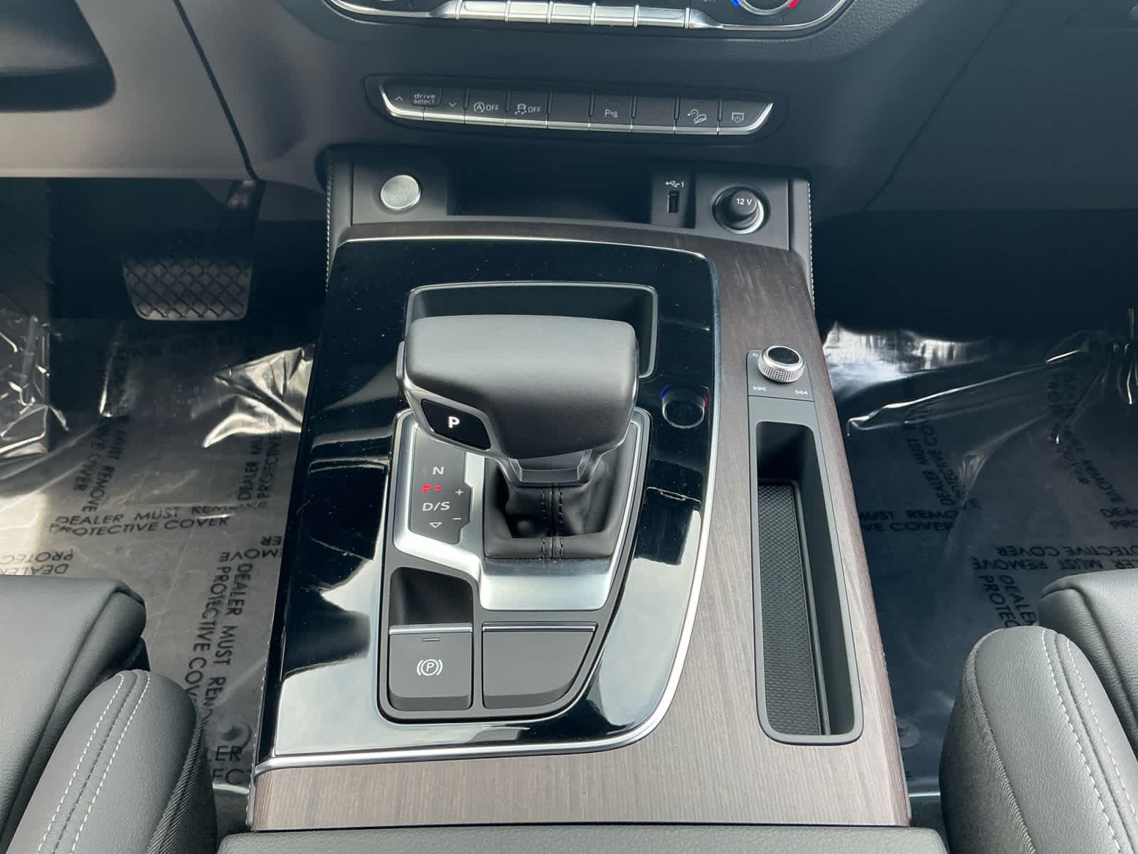 used 2023 Audi Q5 Sportback car, priced at $40,998