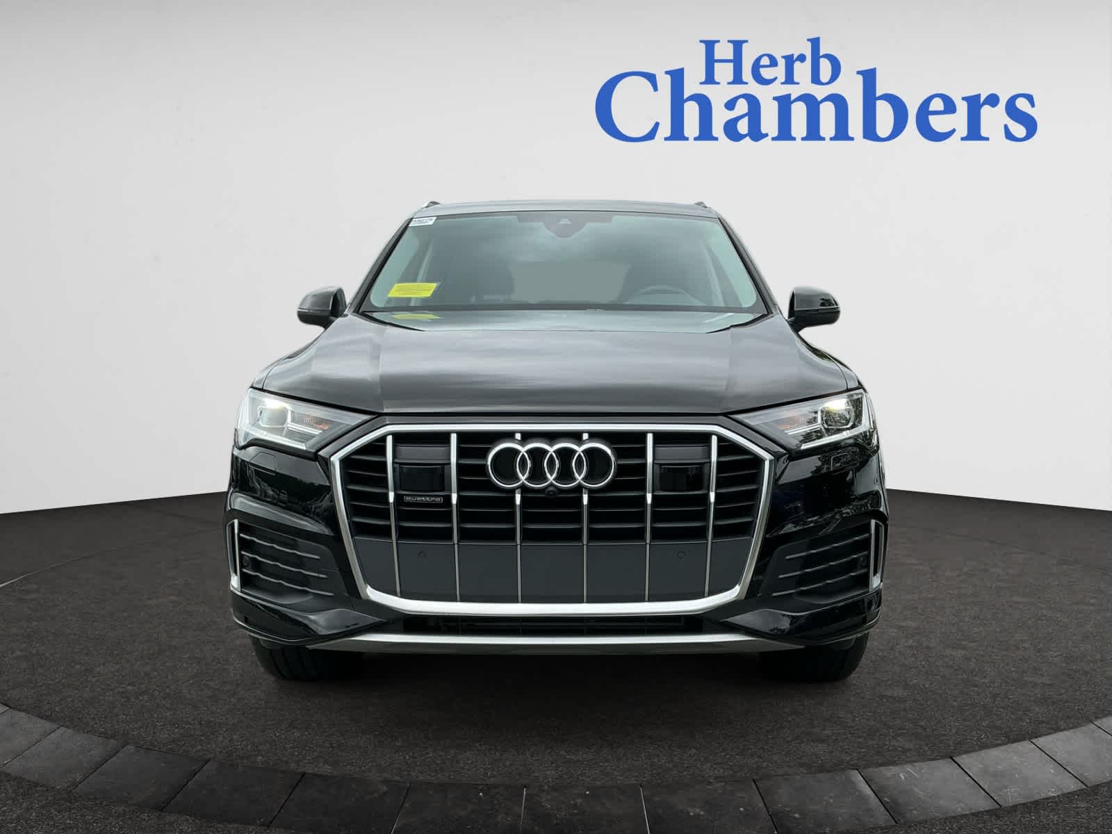 used 2023 Audi Q7 car, priced at $45,998