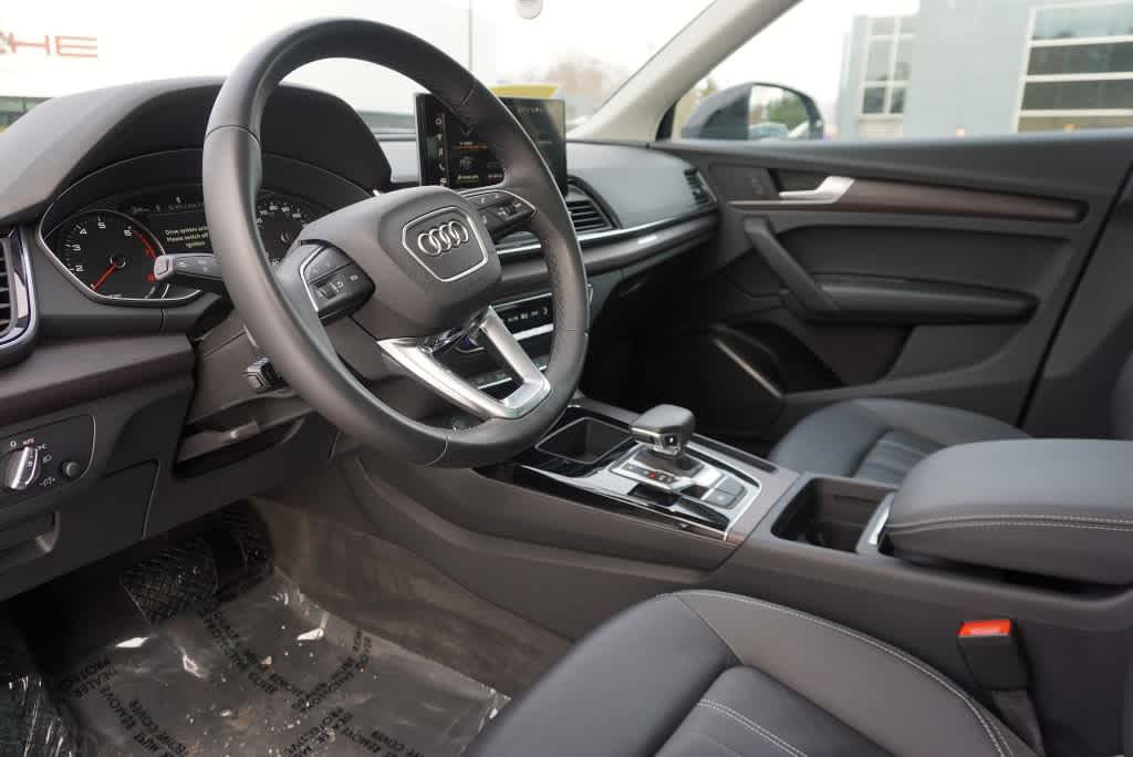 used 2021 Audi Q5 car, priced at $27,998