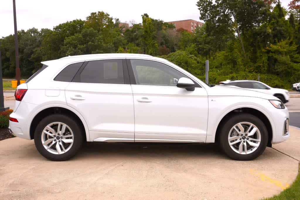 used 2024 Audi Q5 car, priced at $40,498