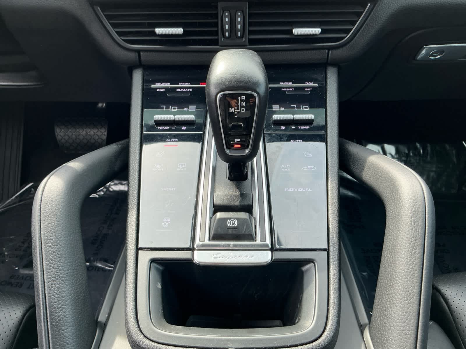 used 2020 Porsche Cayenne car, priced at $32,998