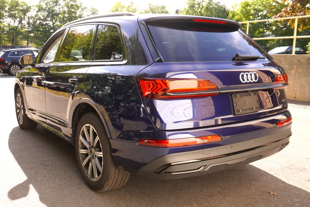 used 2024 Audi Q7 car, priced at $54,998