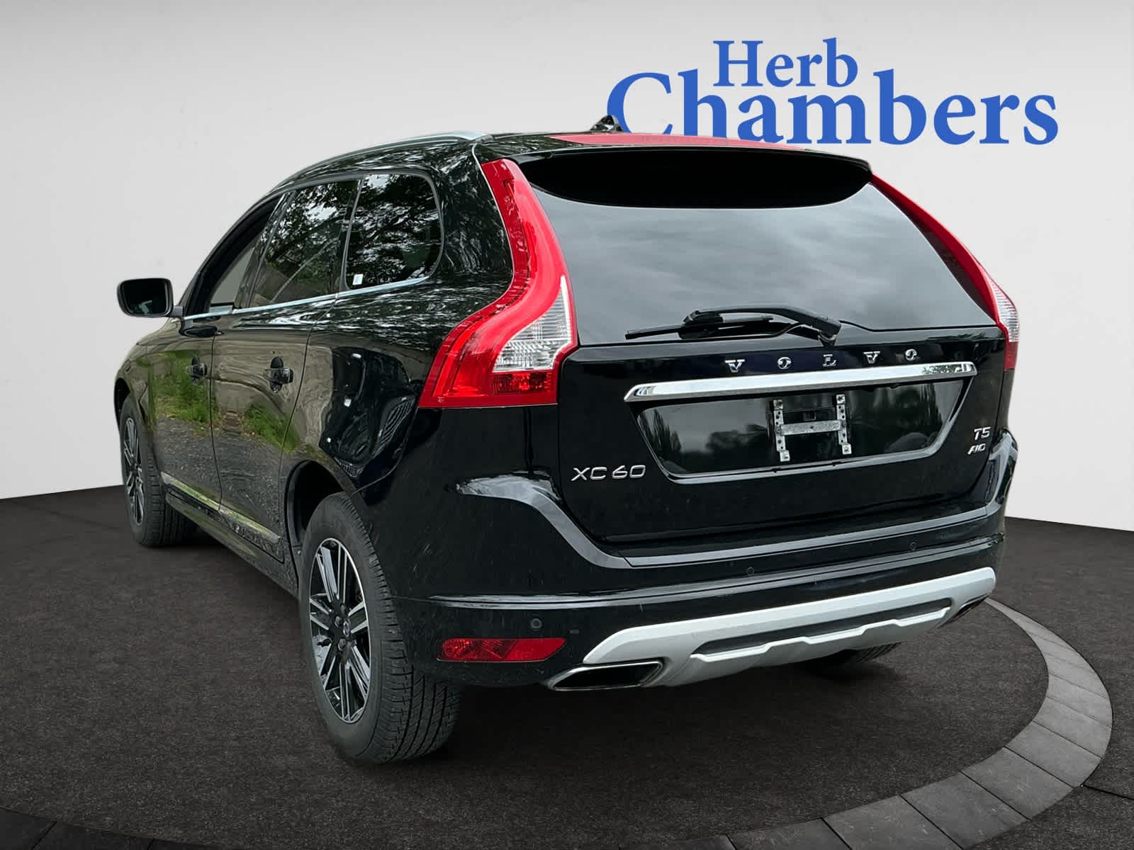 used 2017 Volvo XC60 car, priced at $15,498