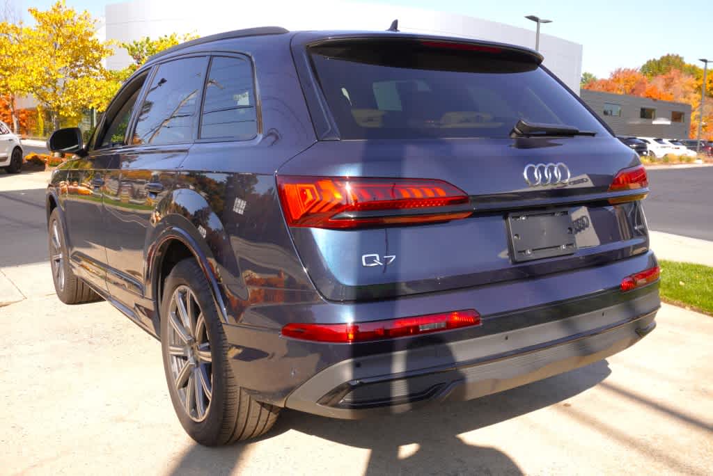 used 2024 Audi Q7 car, priced at $56,998