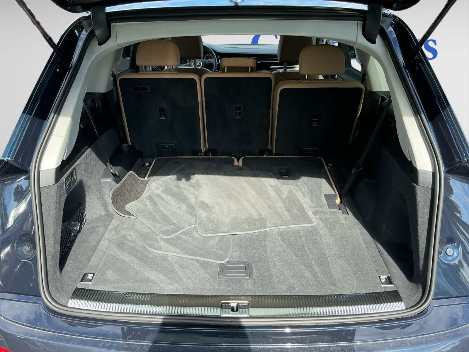 used 2025 Audi Q7 car, priced at $56,999