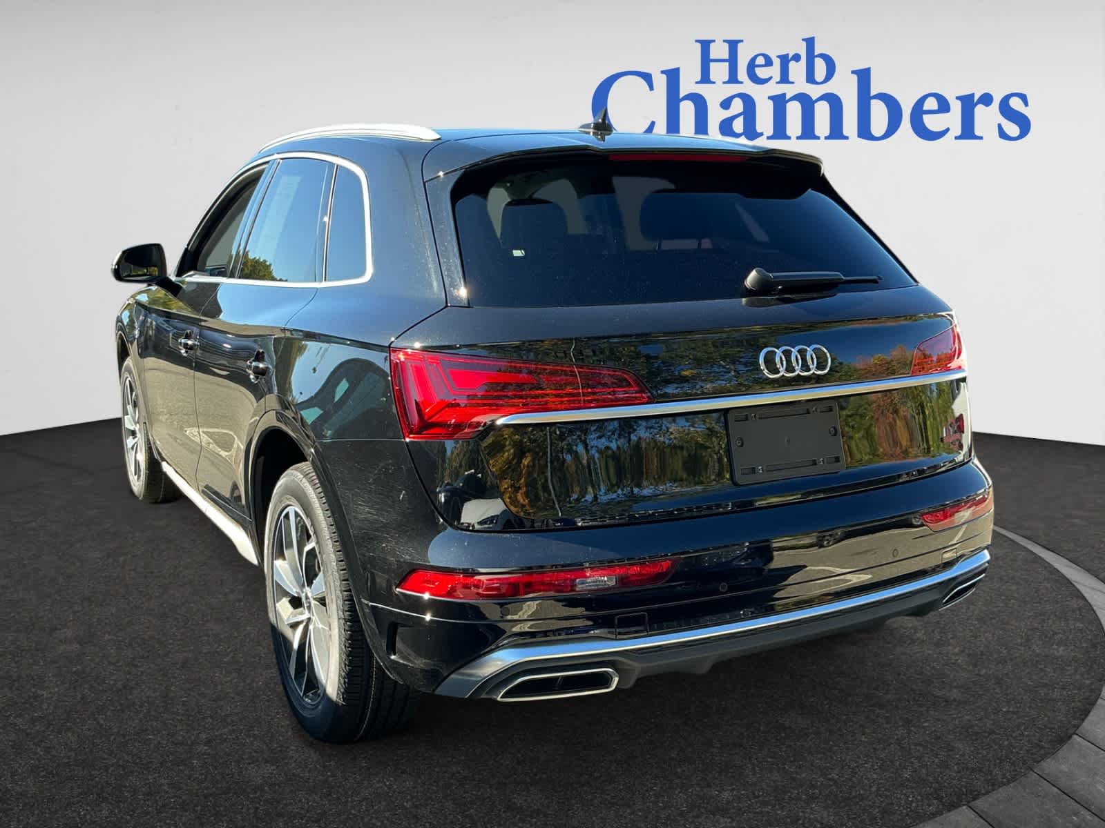 used 2023 Audi Q5 car, priced at $36,999