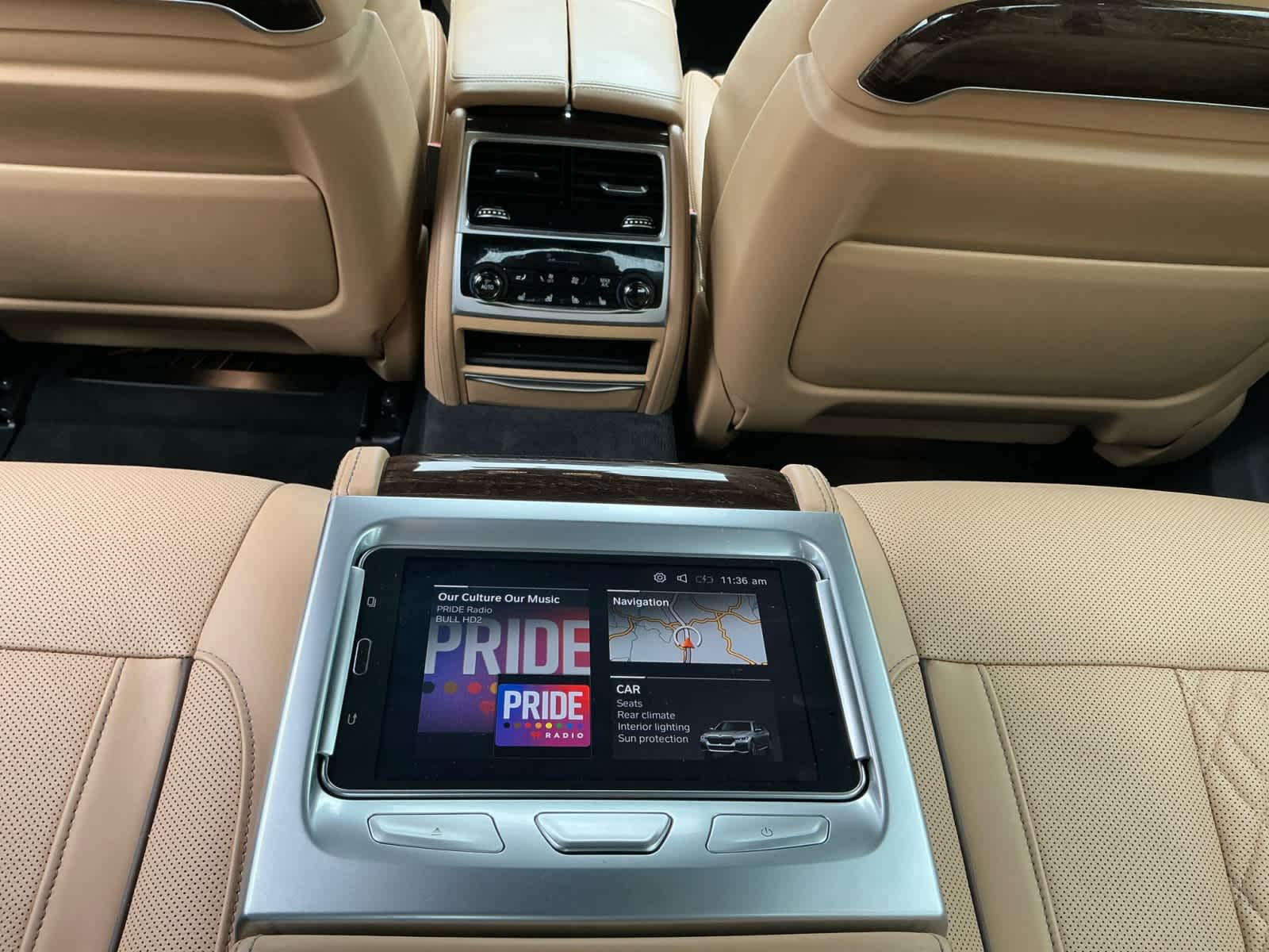 used 2021 BMW 750i car, priced at $39,999