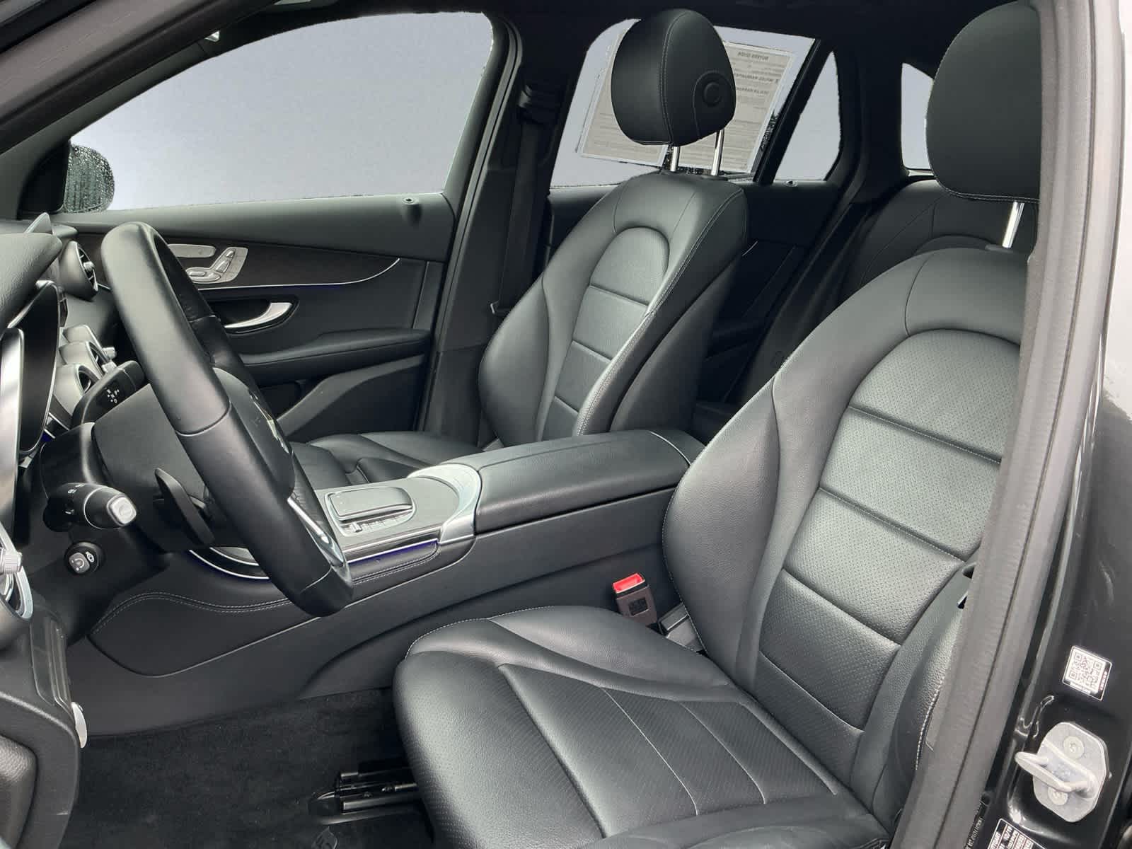 used 2020 Mercedes-Benz GLC 300 car, priced at $23,699