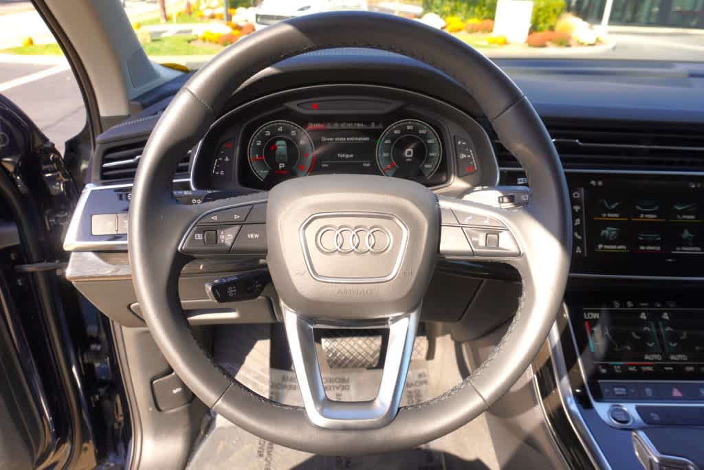 used 2024 Audi Q7 car, priced at $56,998