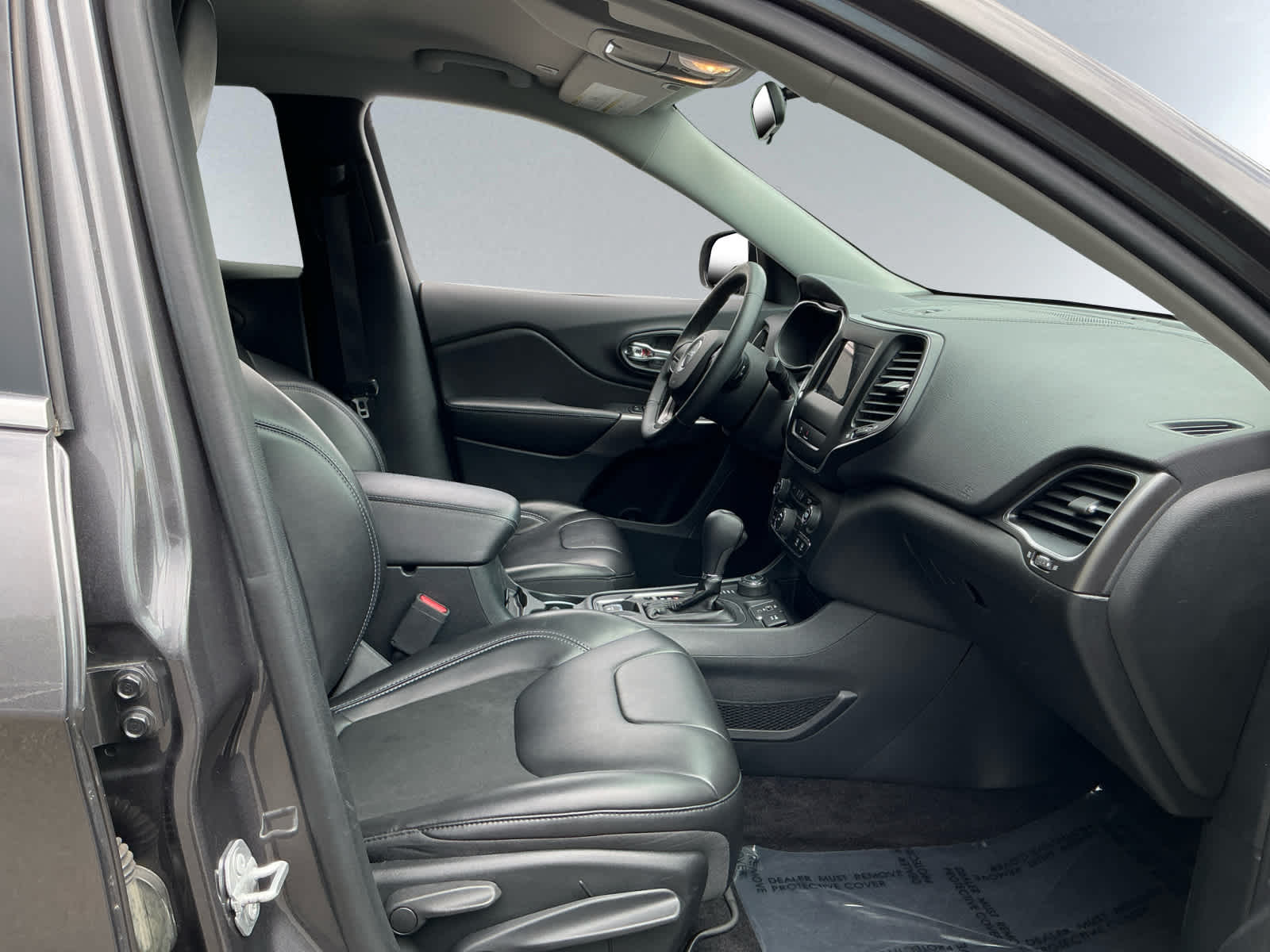 used 2019 Jeep Cherokee car, priced at $15,998