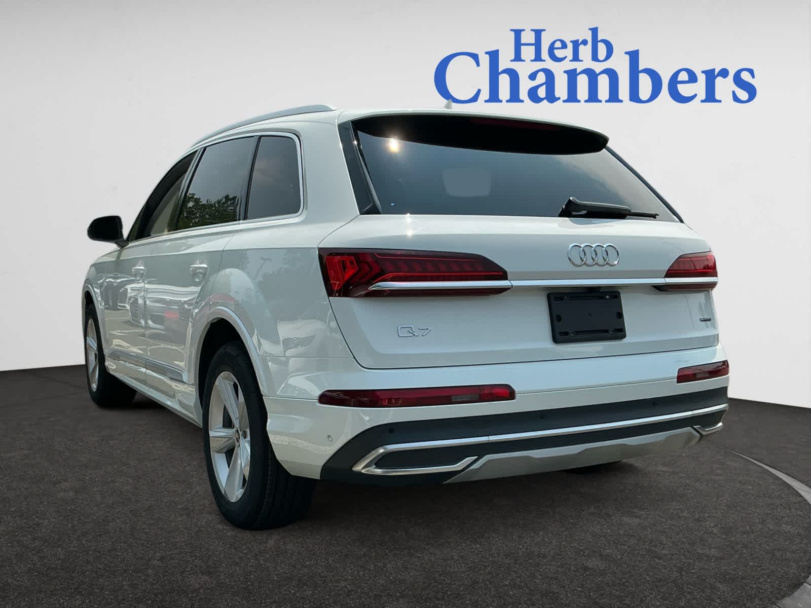 used 2022 Audi Q7 car, priced at $37,998