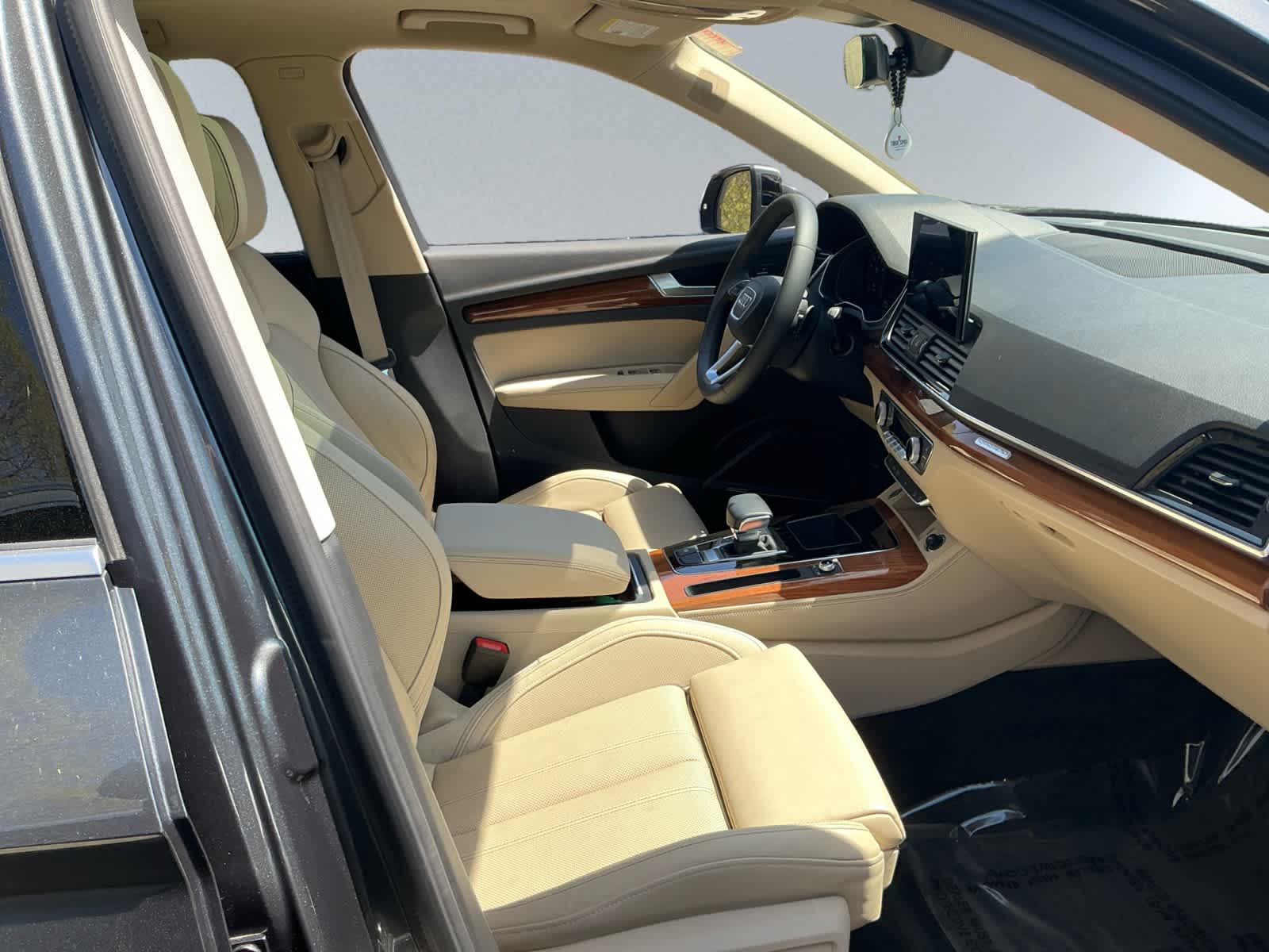 used 2022 Audi Q5 car, priced at $39,998