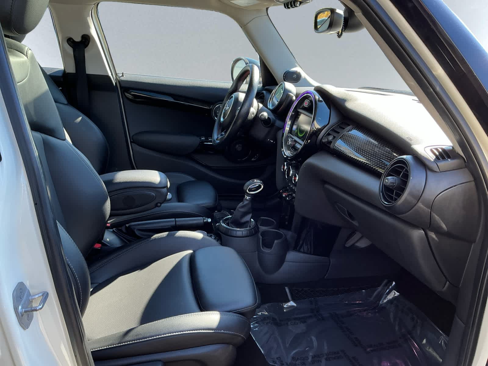 used 2016 MINI Hardtop 4 Door car, priced at $10,399