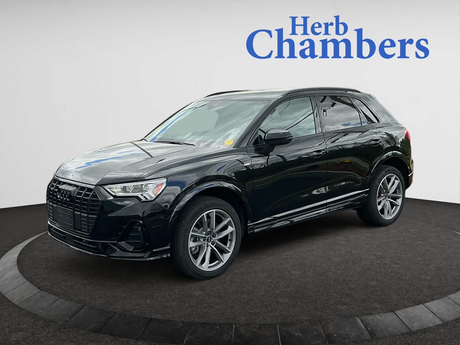 used 2022 Audi Q3 car, priced at $33,998