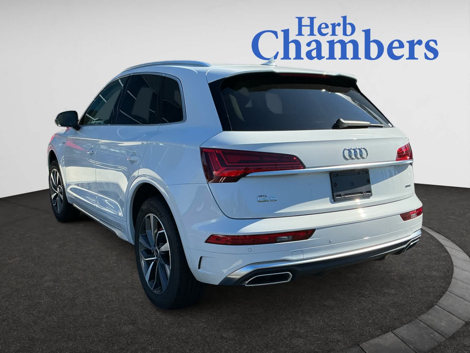 used 2022 Audi Q5 car, priced at $31,999