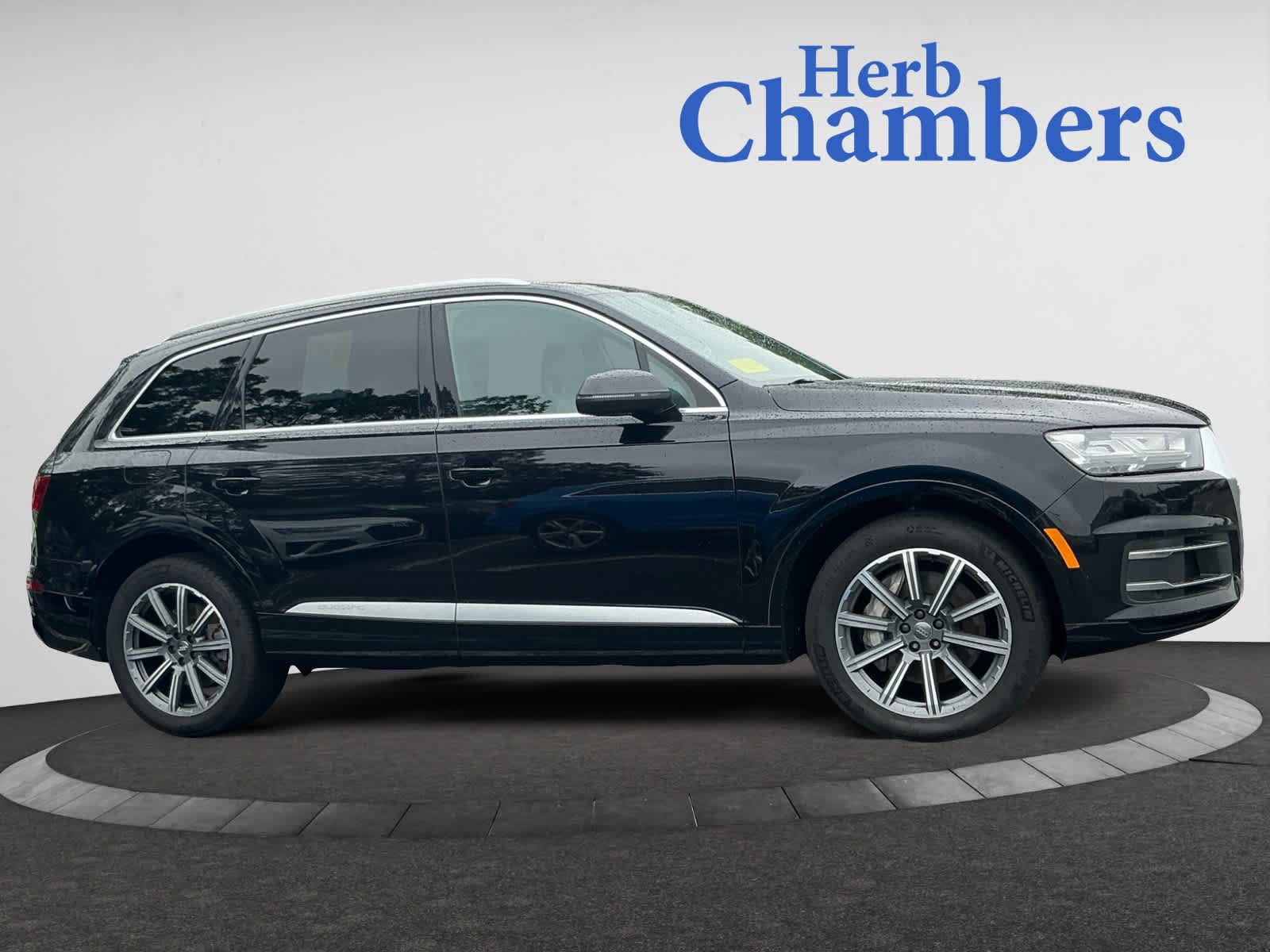 used 2019 Audi Q7 car, priced at $24,998