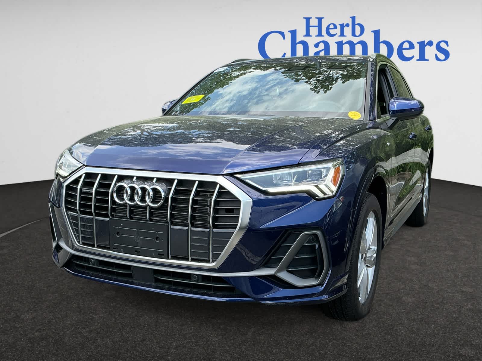used 2024 Audi Q3 car, priced at $35,998