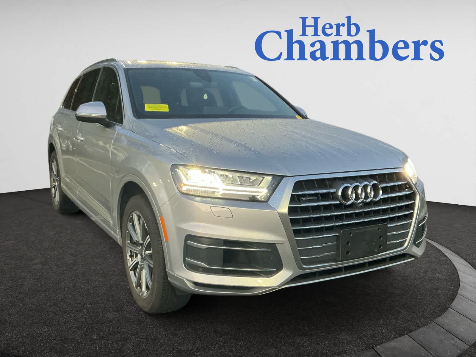 used 2019 Audi Q7 car, priced at $25,999