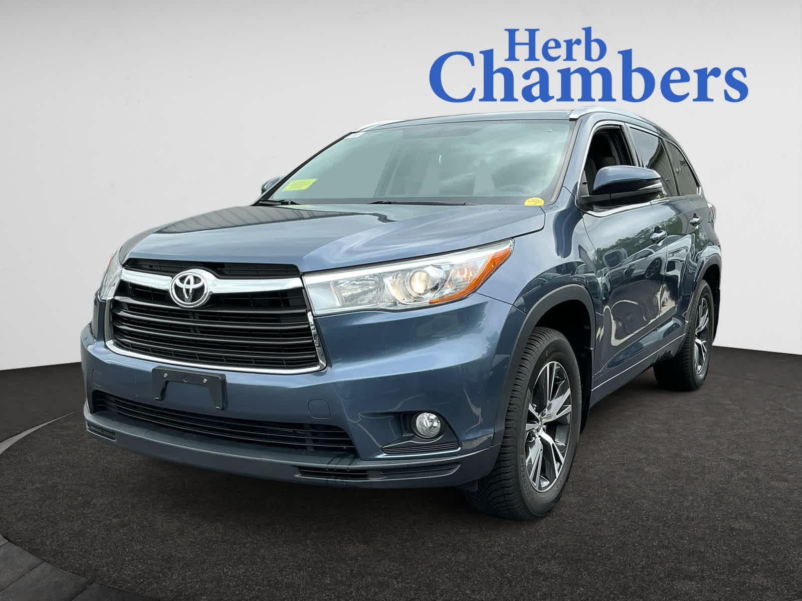 used 2016 Toyota Highlander car, priced at $25,998