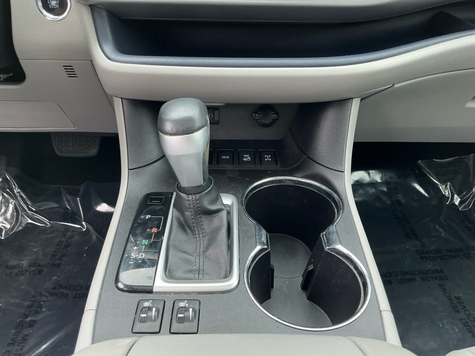 used 2016 Toyota Highlander car, priced at $25,998