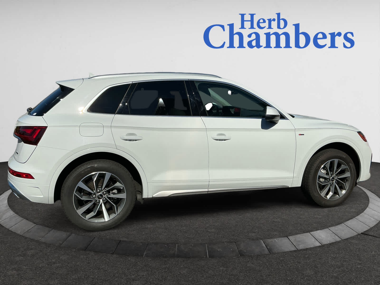 used 2022 Audi Q5 car, priced at $31,999