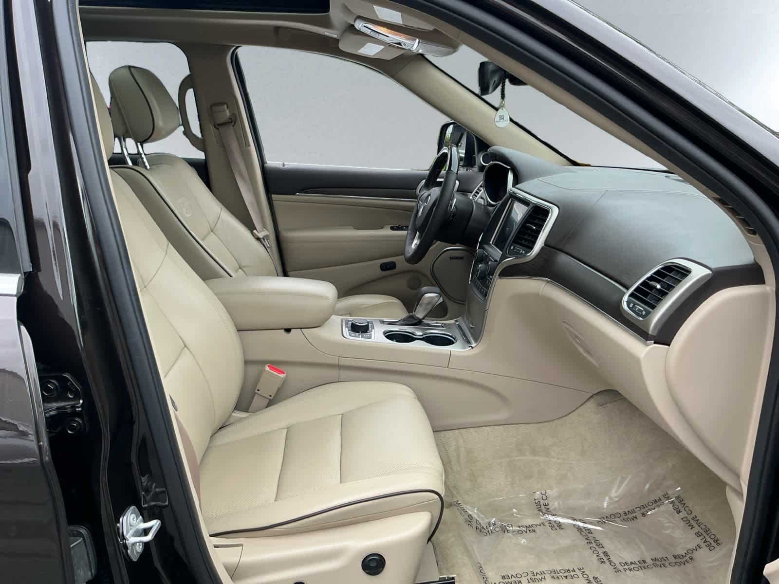 used 2017 Jeep Grand Cherokee car, priced at $21,998