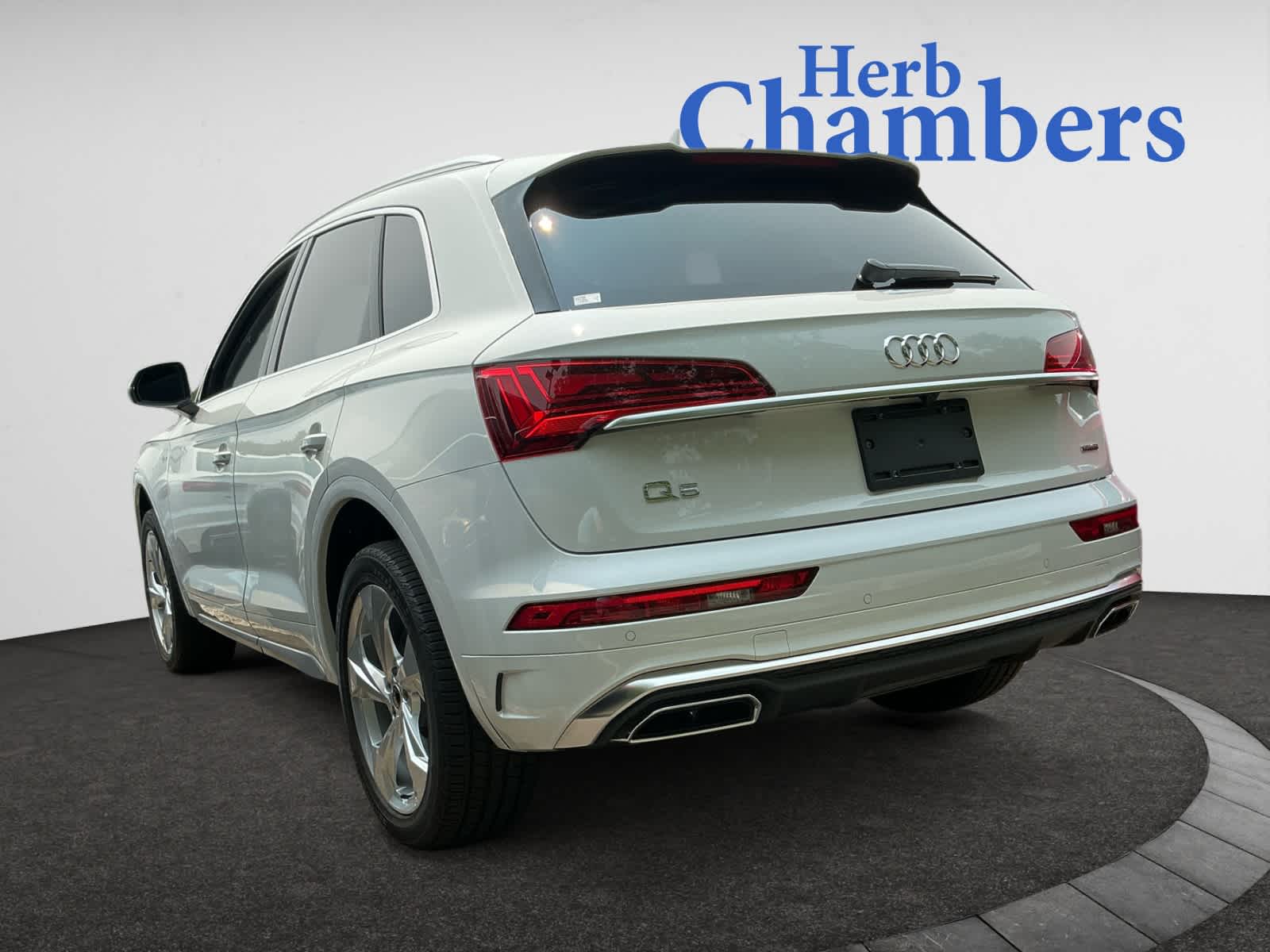used 2024 Audi Q5 car, priced at $48,998