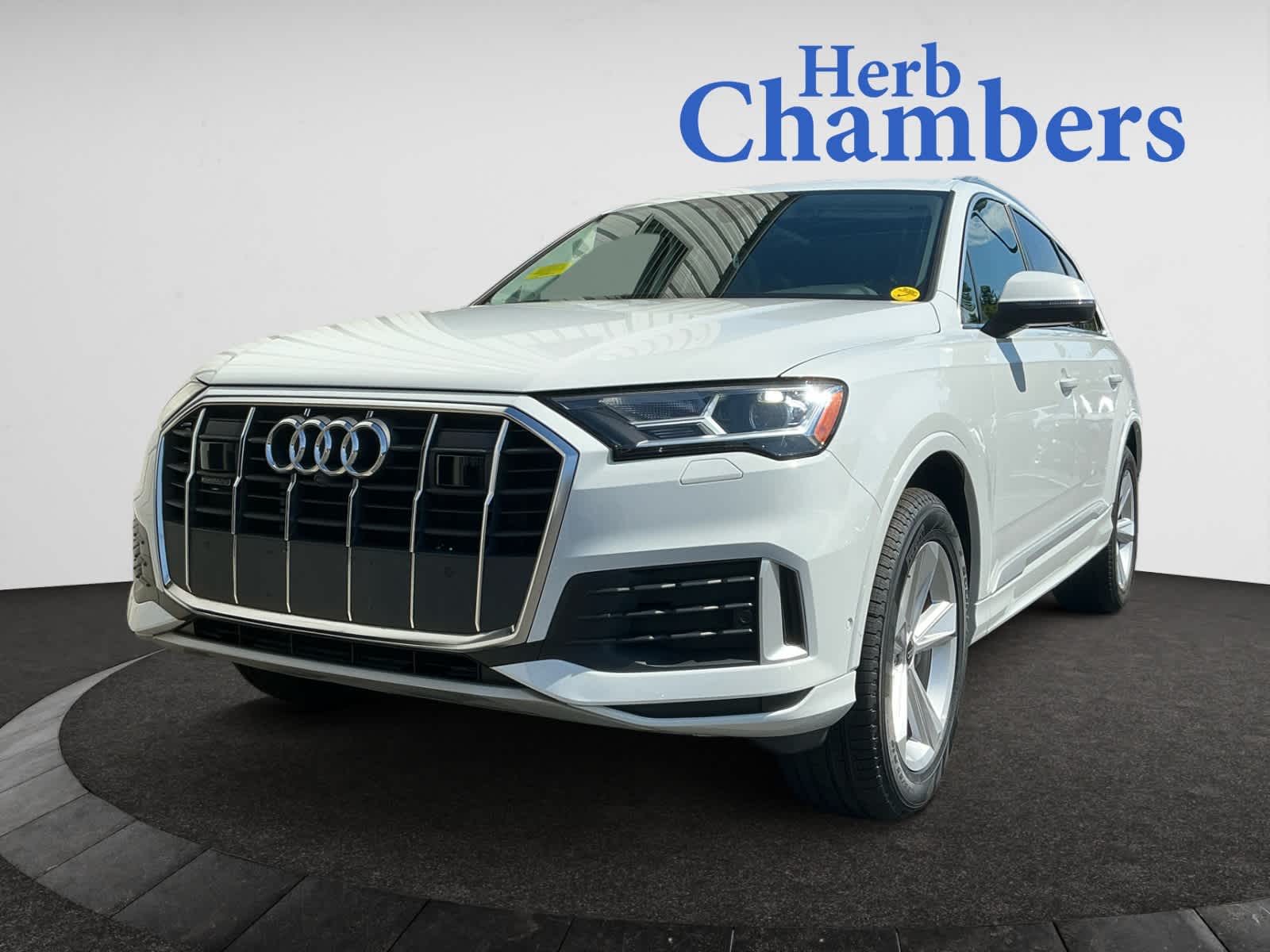 used 2022 Audi Q7 car, priced at $42,998