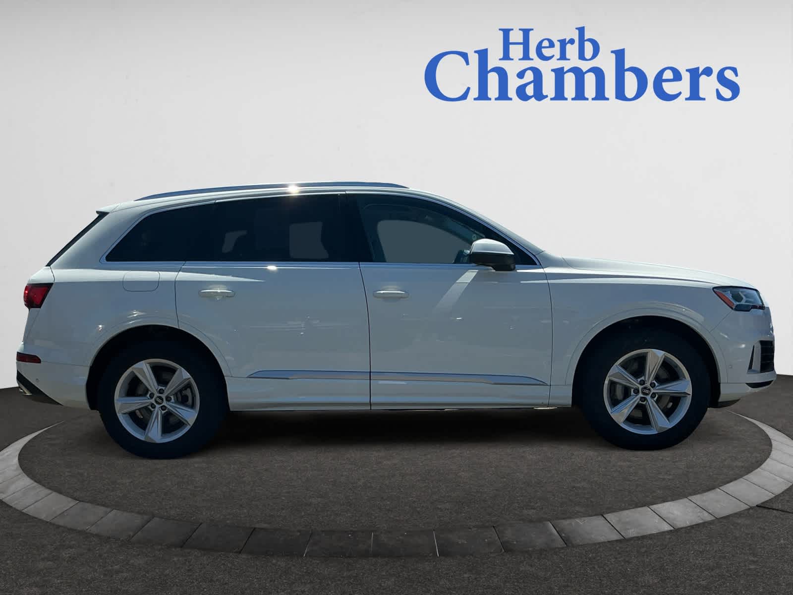 used 2022 Audi Q7 car, priced at $40,998