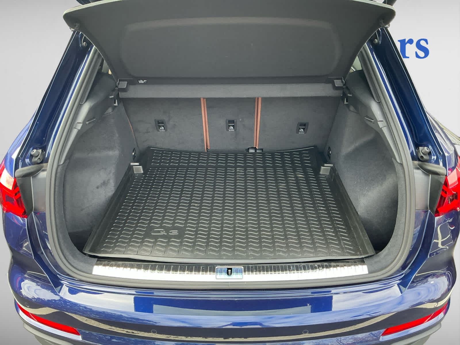 used 2024 Audi Q3 car, priced at $32,999