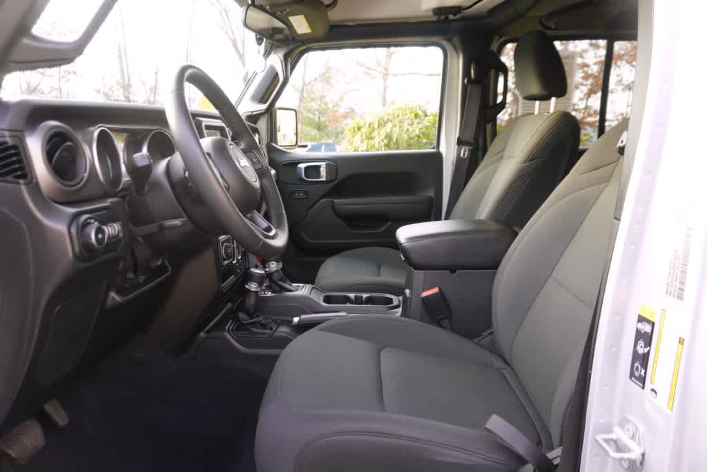 used 2022 Jeep Wrangler car, priced at $33,998