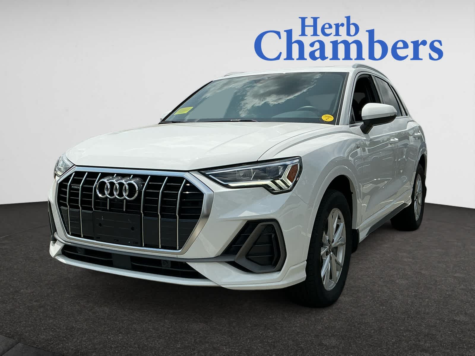 used 2024 Audi Q3 car, priced at $37,998