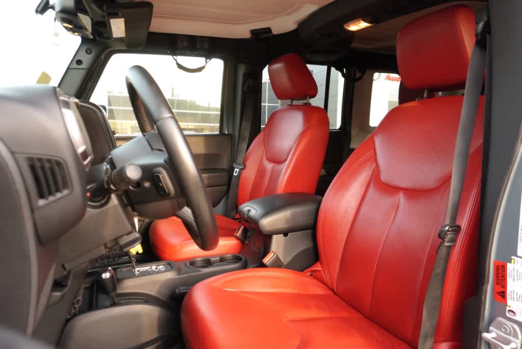 used 2014 Jeep Wrangler Unlimited car, priced at $17,998