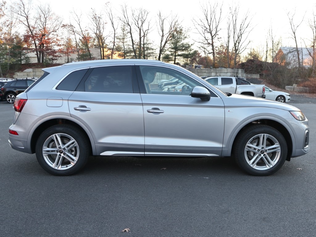 new 2025 Audi Q5 car, priced at $53,780