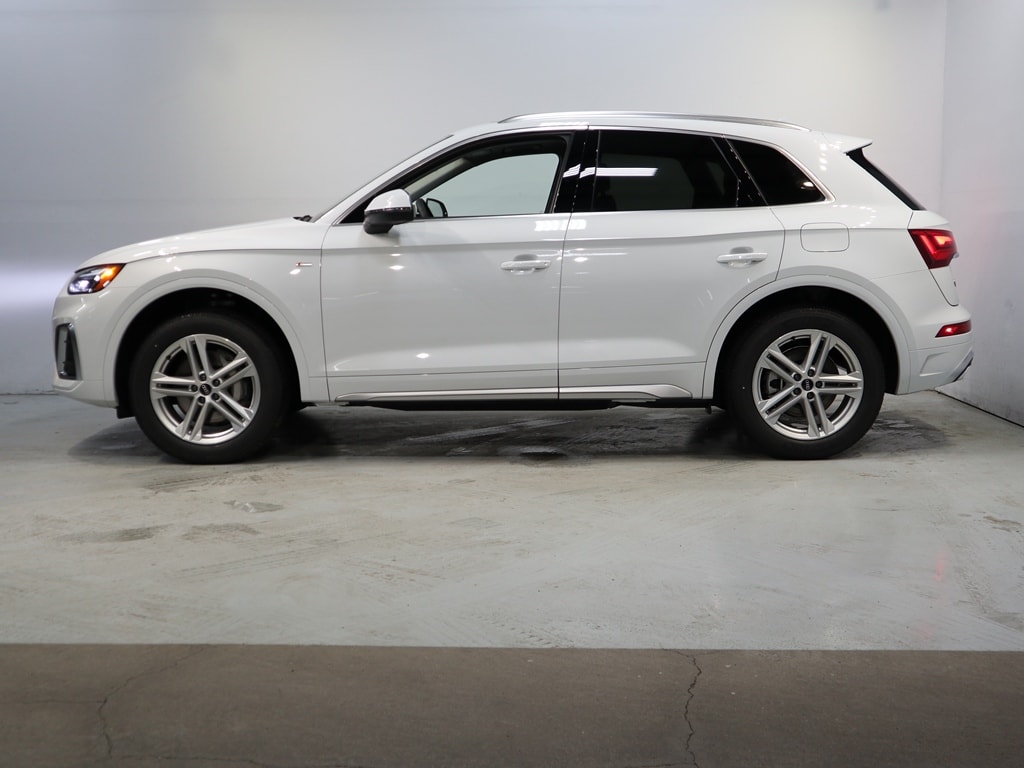 new 2024 Audi Q5 car, priced at $54,090