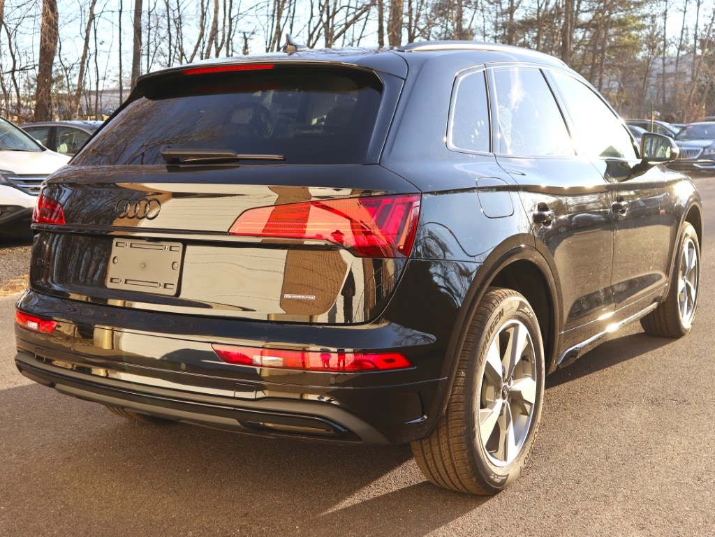 new 2025 Audi Q5 car, priced at $54,930