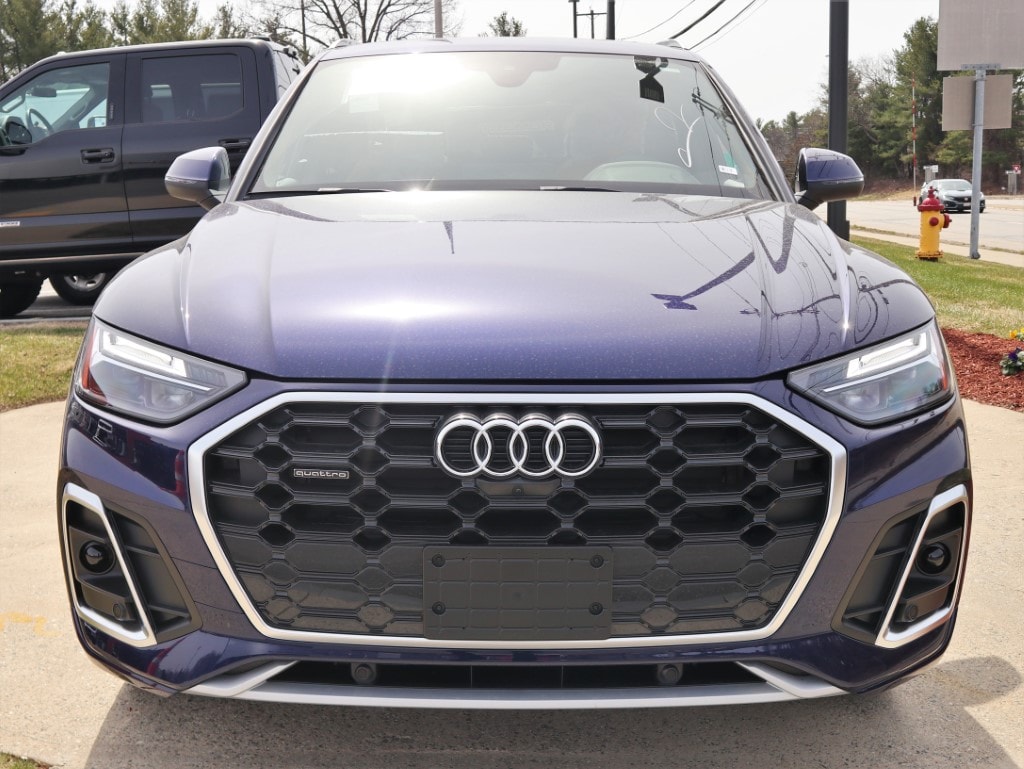 new 2025 Audi Q5 car, priced at $57,680