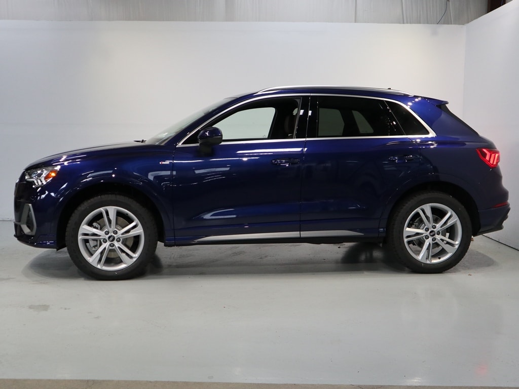 new 2025 Audi Q3 car, priced at $46,785