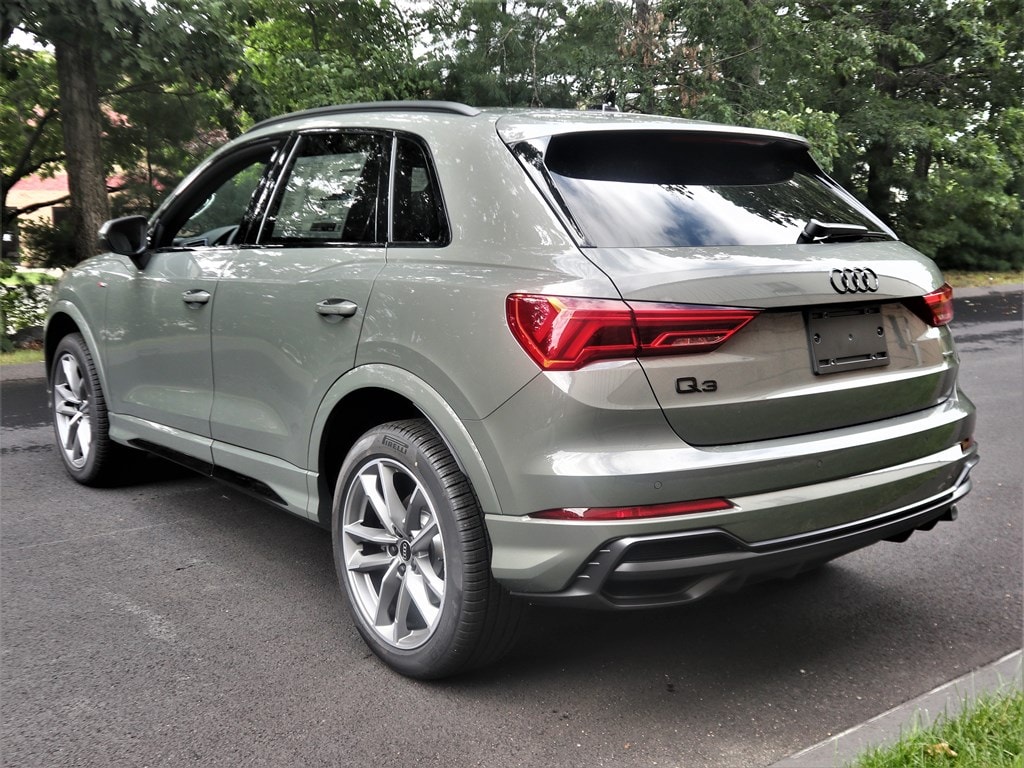 new 2025 Audi Q3 car, priced at $45,785