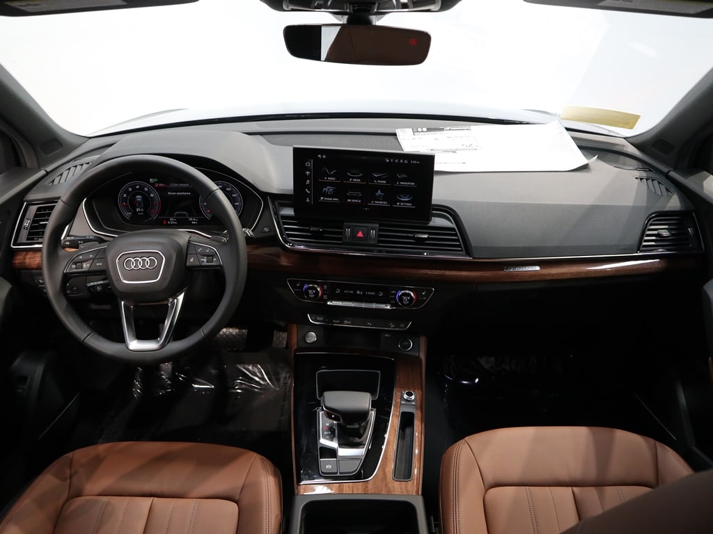 new 2025 Audi Q5 car, priced at $58,085