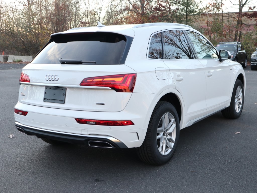 new 2025 Audi Q5 e car, priced at $66,035