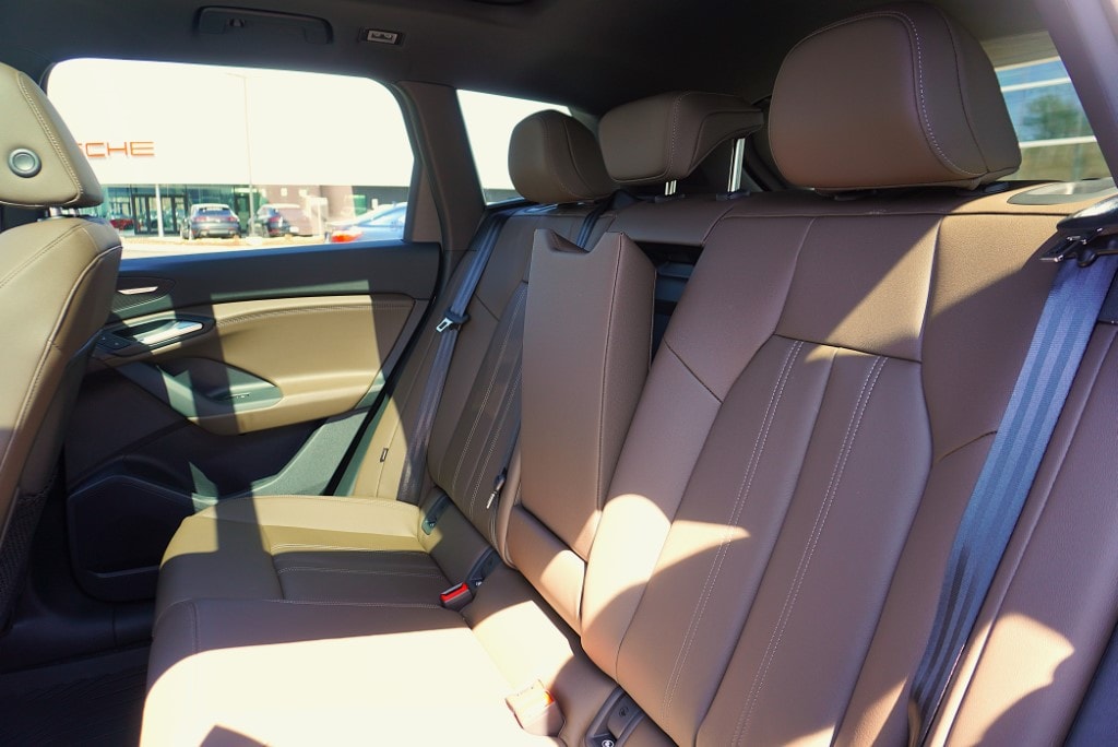 new 2025 Audi Q6 e-tron car, priced at $75,450