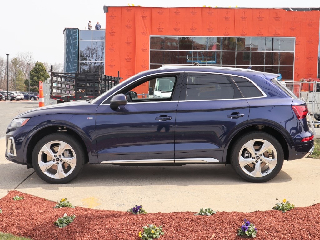 new 2024 Audi Q5 car, priced at $53,405