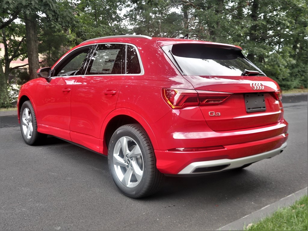 new 2025 Audi Q3 car, priced at $44,785