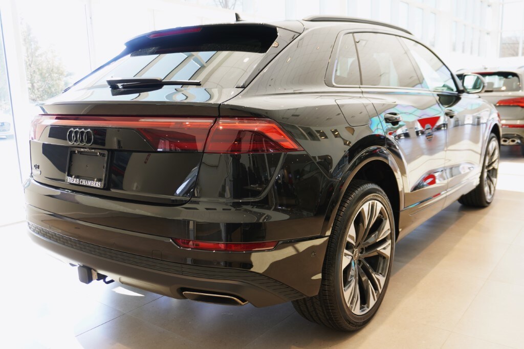 new 2025 Audi Q8 car, priced at $85,865