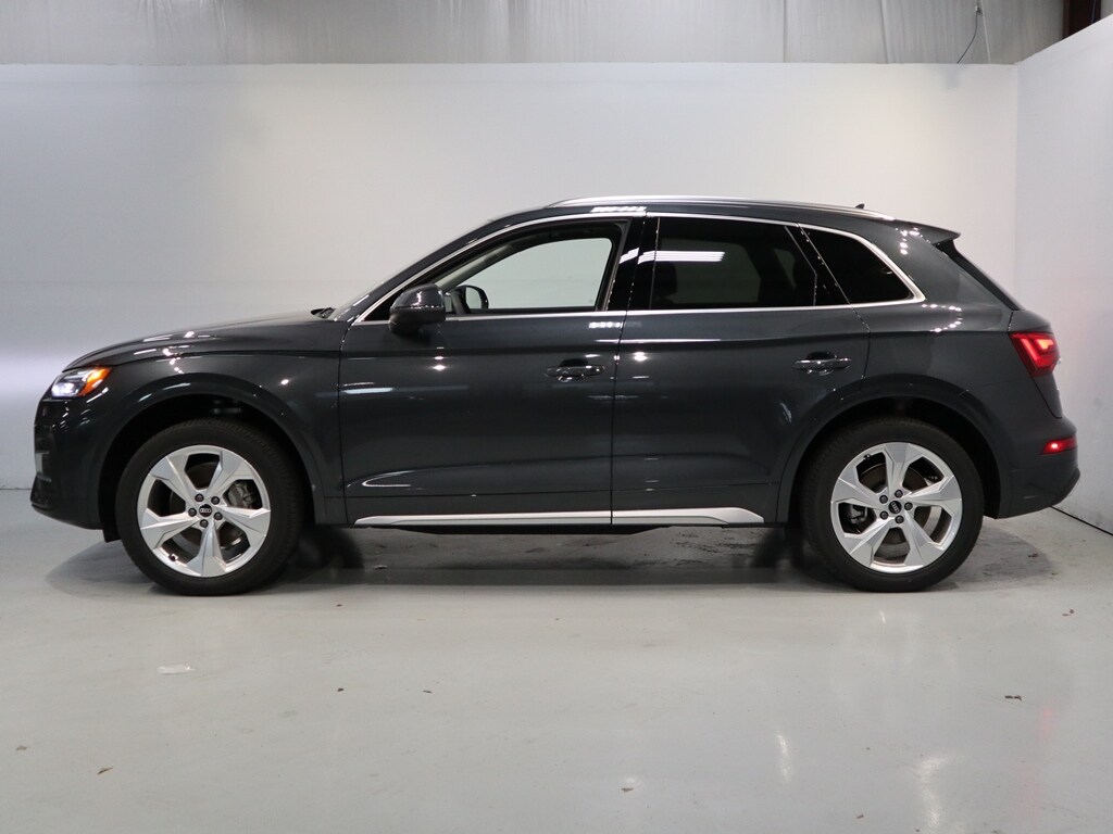 new 2025 Audi Q5 car, priced at $50,485