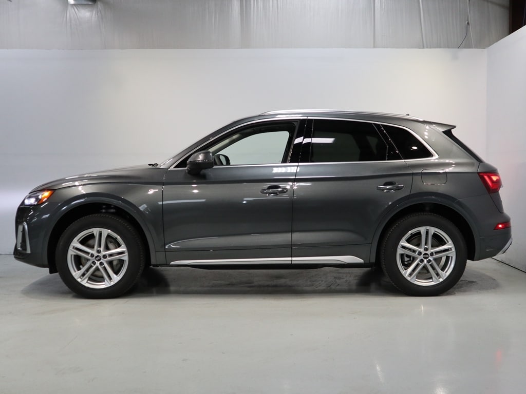 new 2025 Audi Q5 car, priced at $53,325