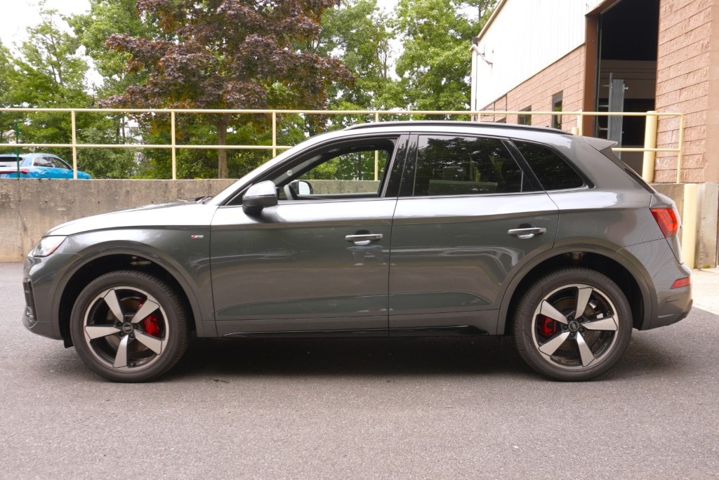 new 2024 Audi Q5 e car, priced at $75,725